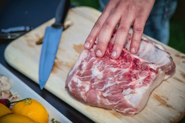 gemide, kesim et, gıda çiğ domuz eti