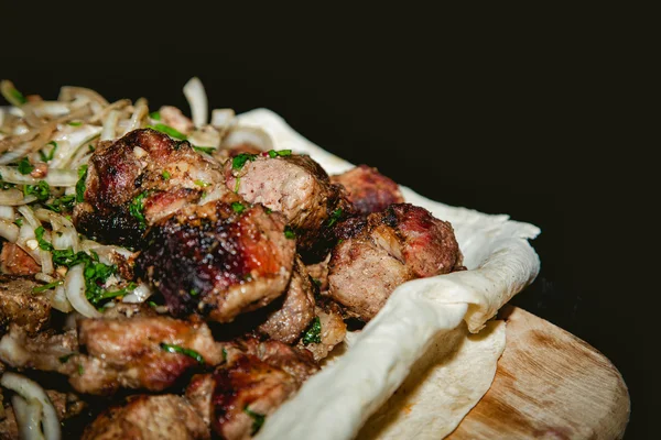 Hús-ban egy SZJA, hagyma és gyógynövények kebab, élelmiszer, — Stock Fotó