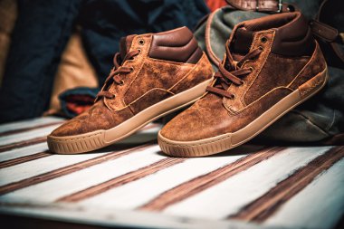 Erkek ayakkabıları, erkek moda tarzı kahverengi