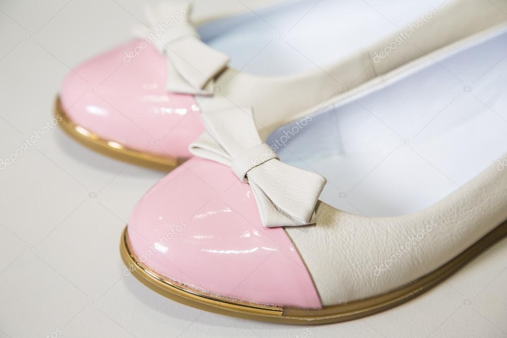 Female ballet flats are on the shelf, the new collection