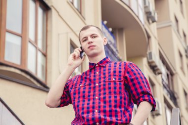 Evet, iş konuşma adam