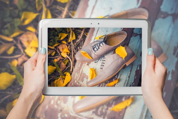 Tienda zapatos de mujer en línea — Foto de Stock