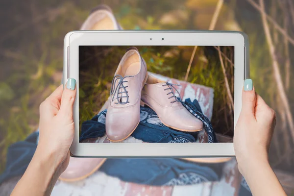 Online verkoop, buy schoenen online — Stockfoto