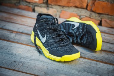 Şık, trendy spor ayakkabıları Nike