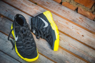Kiev, Ukrayna - 2 Ağustos 2015 şık, trendy spor ayakkabıları Nike