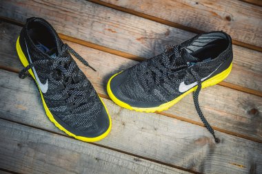 Şık, trendy spor ayakkabıları Nike