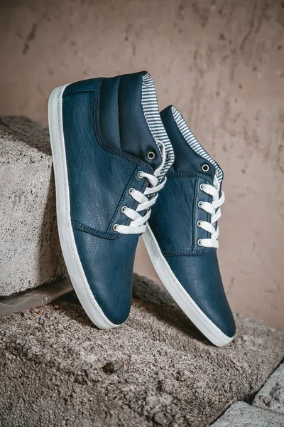 Erkek ayakkabıları, spor ayakkabı niteliğine