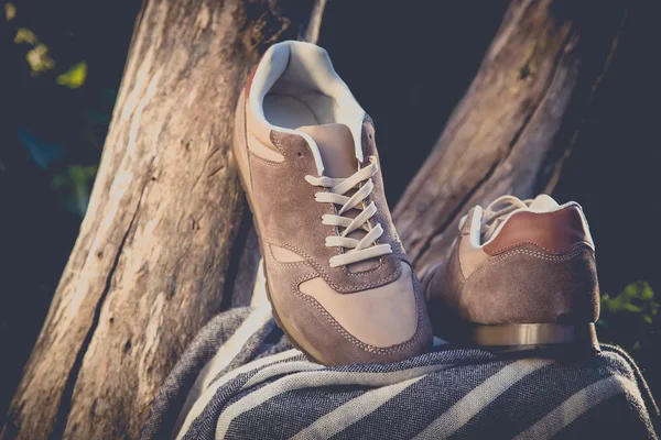 Stylové boty hnědé semišové boty — Stock fotografie
