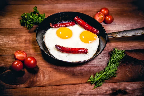 Úsměv z vajec, z potravin smajlík — Stock fotografie