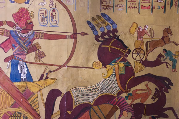 Egyiptomi hieroglifák és egy tabló csata — Stock Fotó