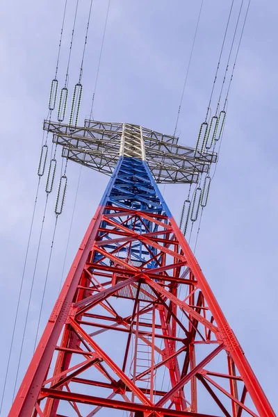 Ondersteuning Van Een Hoogspanningsleiding — Stockfoto