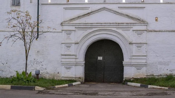 Puerta Hierro Fortaleza Del Monasterio Ipatiev Kostroma Rusia — Foto de Stock
