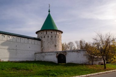 Taş kale kulesi, Ipatievsky manastırı, Kostroma, Rusya