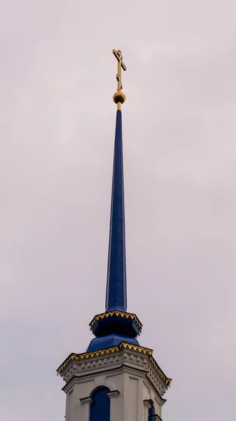 Torre Del Campanario Contra Cielo Nublado — Foto de Stock