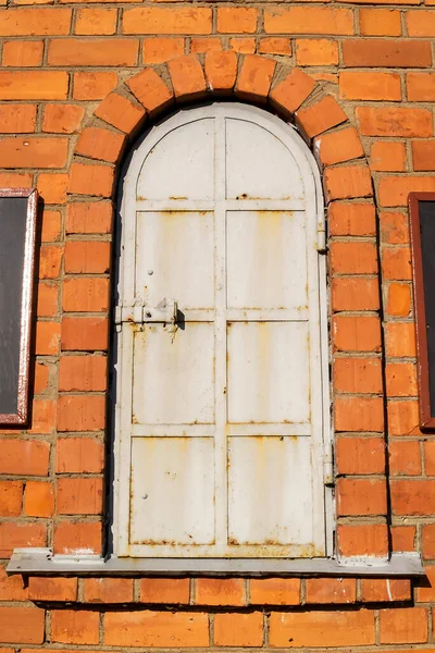 Старі Вікна Цегляних Стінах Елементи Архітектури Церкви — стокове фото