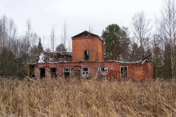 Budynek Zniszczonego Szpitala Szpital Zemskaya Rok Budowy 1914 Wieś Gavrilovo — Zdjęcie stockowe