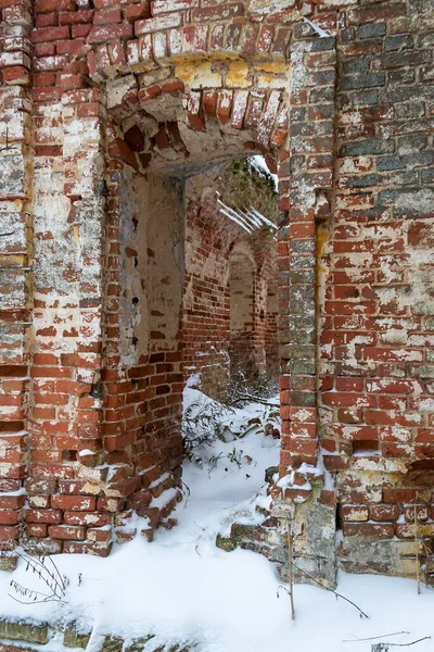 Passagens Arco Nas Catacumbas Paredes Tijolo Vermelho Igreja Abandonada — Fotografia de Stock