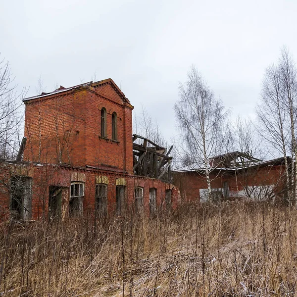 1914年在俄罗斯科斯特马地区Sudislavsky区Gavrilovo村建造被毁医院Zemskaya医院 — 图库照片