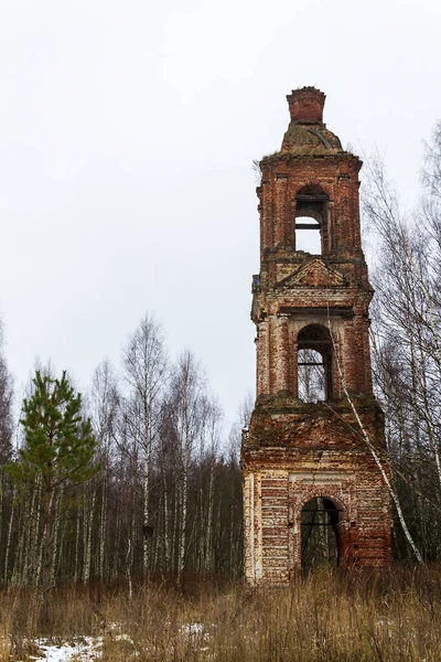 Verlaten Drie Tiered Orthodoxe Klokkentoren — Stockfoto