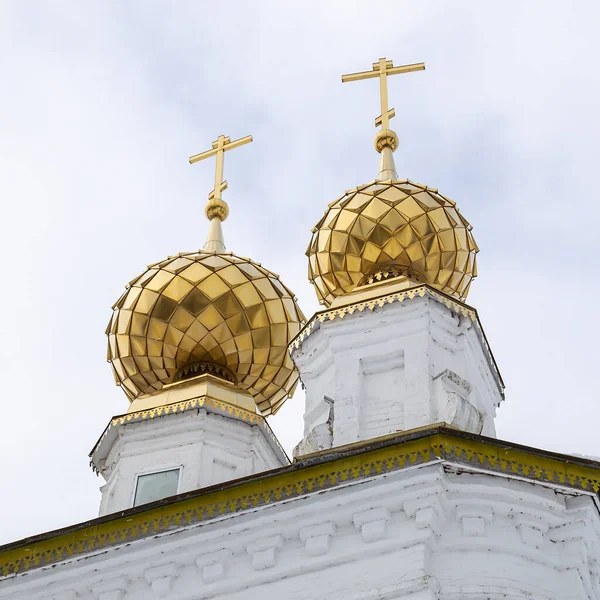 Gyllene Kupoler Den Ortodoxa Kyrkan Byn Karabanovo Kostroma Region Ryssland — Stockfoto