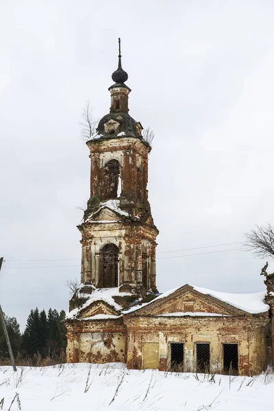 Alter Zerstörter Glockenturm Dorf Kholm Region Kostroma Russland — Stockfoto