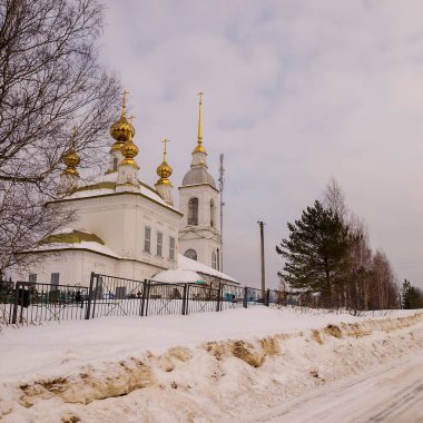 Kışın Ortodoks Kilisesi, Karabanovo köyü, Kostroma bölgesi, Rusya