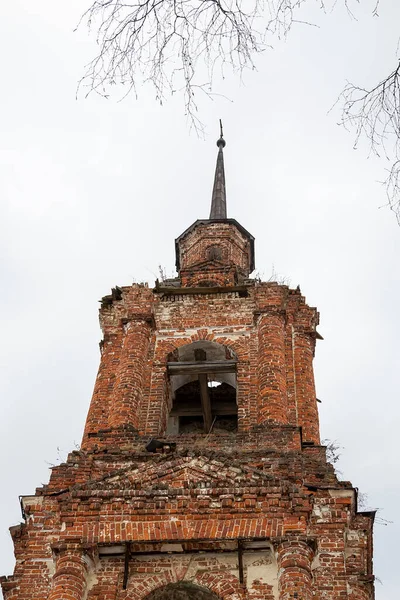 Velho Torre Sino Ortodoxa Abandonada Aldeia Troitsky Região Kostroma Rússia — Fotografia de Stock