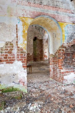 yıkılmış Ortodoks kilisesi, Troitsky köyü, Kostroma bölgesi, Rusya