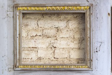 Nasakino köyü, Kostroma bölgesi, Rusya 'daki yıkılmış kilisenin içinde ikonostaz