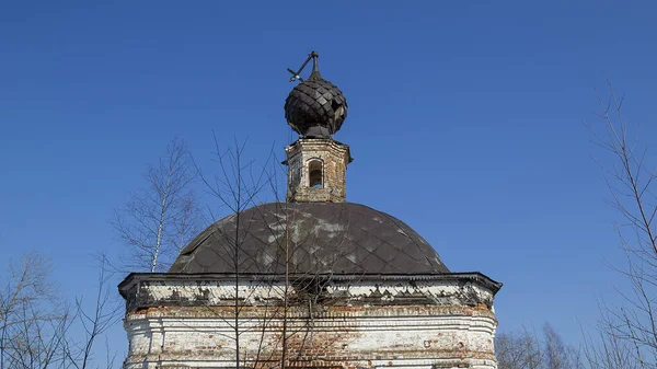 Destruiu Cúpula Antiga Igreja Ortodoxa — Fotografia de Stock