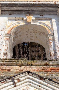 antik taş Ortodoks çan kulesi, Nasakino köyü, Kostroma bölgesi, Rusya