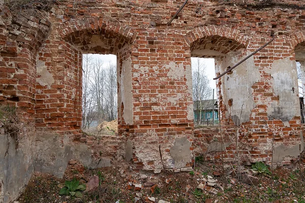 Zřícenina Staré Cihlové Budovy — Stock fotografie