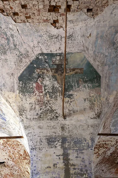 Pittura Sulle Pareti Della Chiesa Abbandonata Villaggio Korshunovo Regione Kostroma — Foto Stock