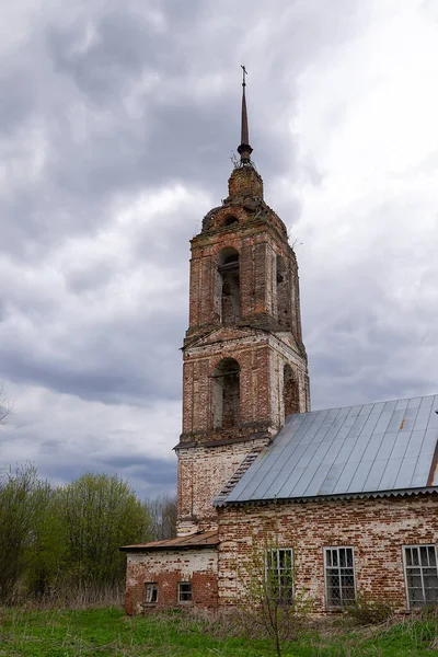 Campanile Della Chiesa Del Villaggio Villaggio Shishkino Regione Kostroma Russia — Foto Stock