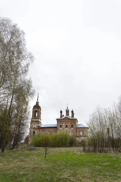 Landskap Landsbygden Ortodoxa Kyrkan Shakhovo Byn Kostroma Regionen Ryssland Byggd — Stockfoto