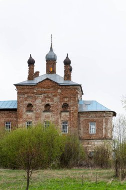 Taştan Ortodoks Kilisesi, Shakhovo Köyü, Kostroma Bölgesi, Rusya, 1807 'de inşa edildi.