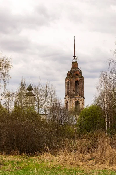 Paisagem Rural Igreja Ortodoxa Aldeia Shishkino Região Kostroma Rússia Ano — Fotografia de Stock