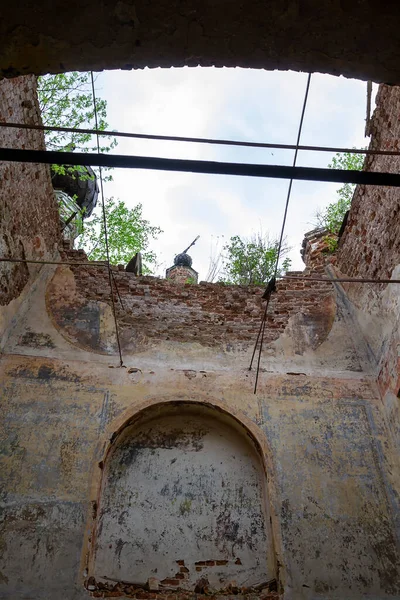 Interior Iglesia Ortodoxa Destruida Región Kostroma Rusia Nikolo Mosty Tracto —  Fotos de Stock
