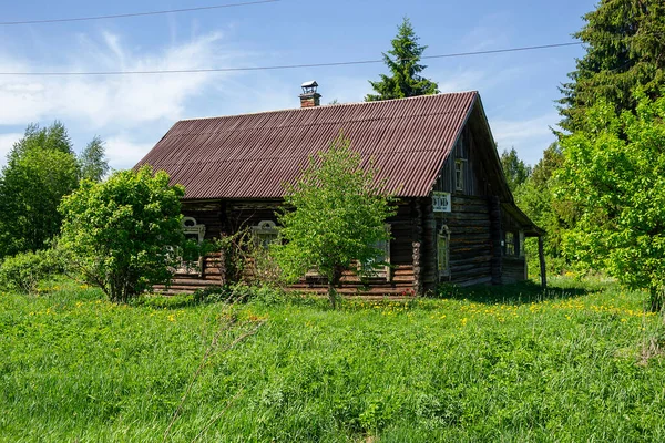 Старая Деревянная Деревянная Хижина Деревне — стоковое фото