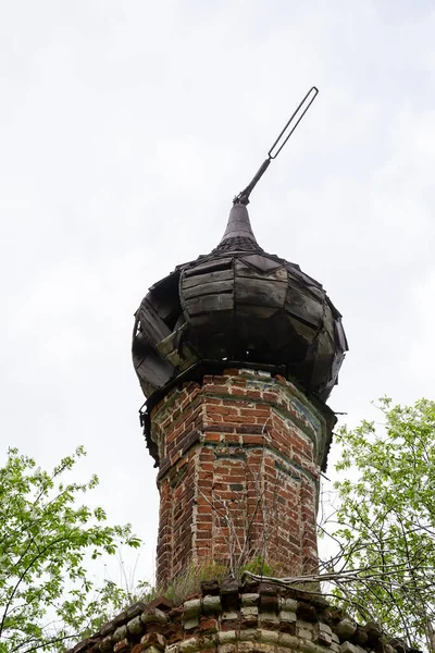 Die Kuppel Der Zerstörten Orthodoxen Kirche Region Kostroma Russland Der — Stockfoto