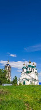 1804 yılında Rusya 'nın Kostroma bölgesinde Pruzhinino köyünde inşa edilen kırsal Ortodoks kilisesi..