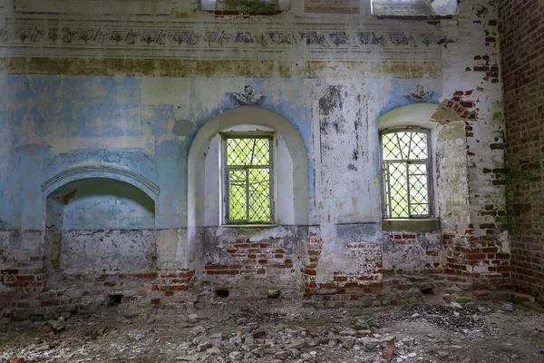 Interior Templo Abandonado Complexo Templo Aldeia Ilyinsky Rio Shacha Região — Fotografia de Stock