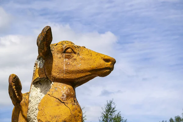 Sculpture Deer Made Plaster Forest — Stock Photo, Image