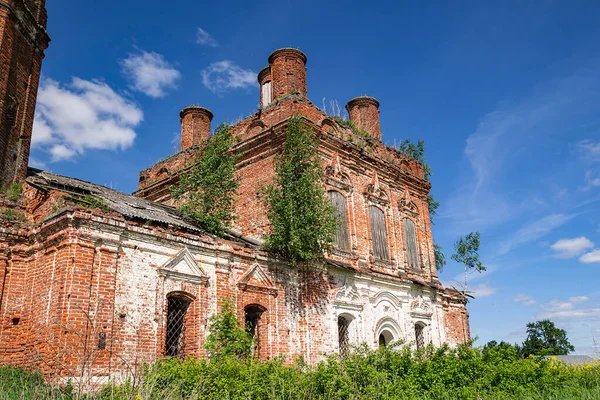 Iglesia Ortodoxa Abandonada Aldea Nikitskoye Provincia Kostroma Rusia Año Construcción —  Fotos de Stock