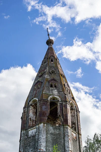 Egy Elhagyatott Templom Belseje Osztrov Falu Kosztroma Tartomány Oroszország Építkezés — Stock Fotó