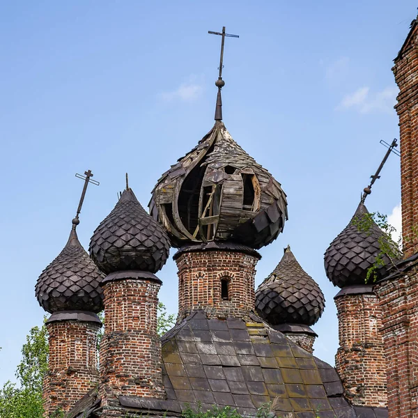 Kuppeln Einer Alten Verlassenen Kirche Dorf Sukhorukovo Provinz Kostroma Russland — Stockfoto