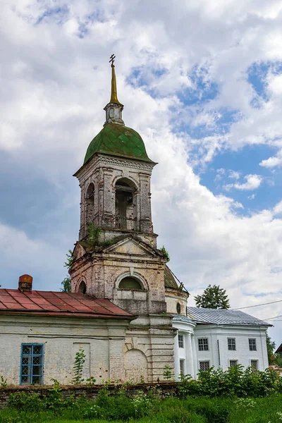 Det Gamla Ortodoxa Klocktornet Byn Spas Buraki Kostromaprovinsen Ryssland Byggåret — Stockfoto