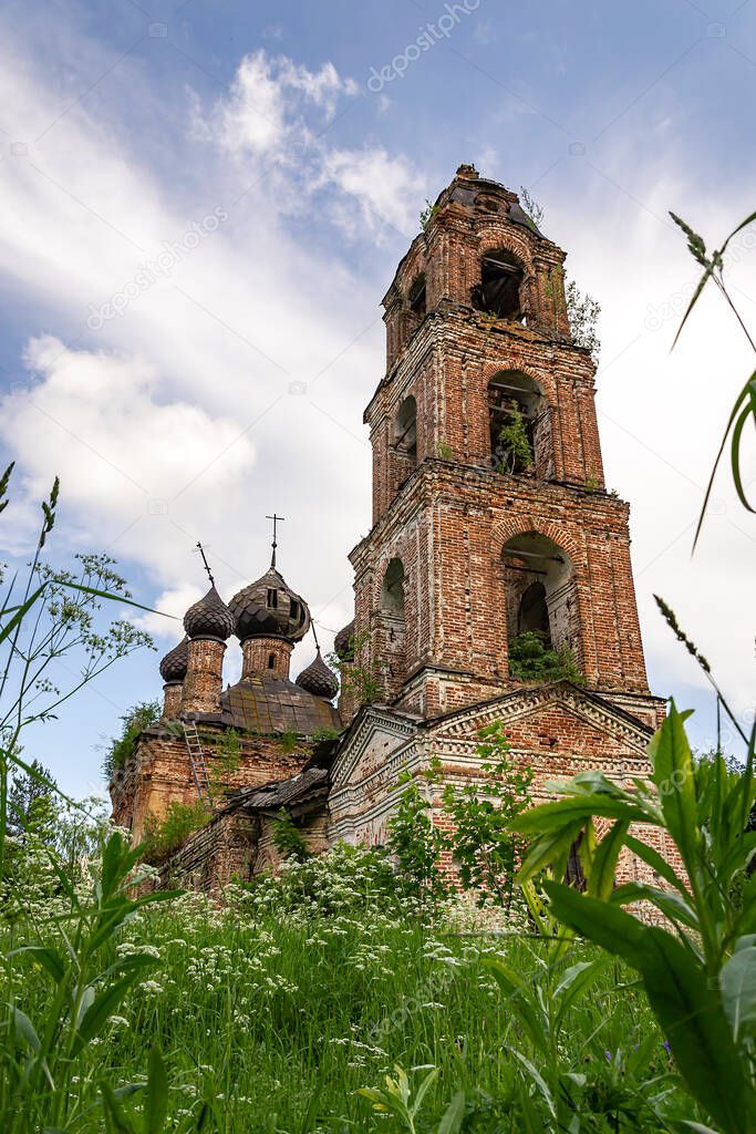 the destroyed Orthodox church, the village of Sukhorukovo, Kostroma province, Russia. The building was built at the end of the 18th century. Currently, the temple is abandoned.