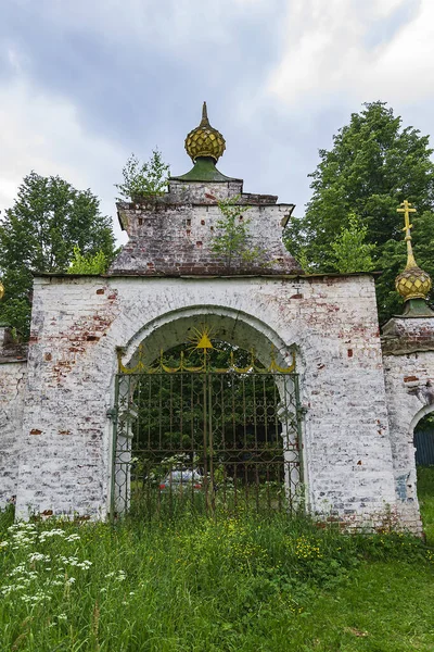 Puerta Valla Iglesia Pueblo Spas Buraki Provincia Kostroma Rusia Año —  Fotos de Stock