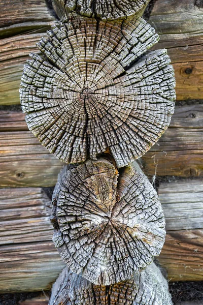 Stary Drewniany Kłoda Prastary Budowla Faktura Poprzeczny Krój — Zdjęcie stockowe